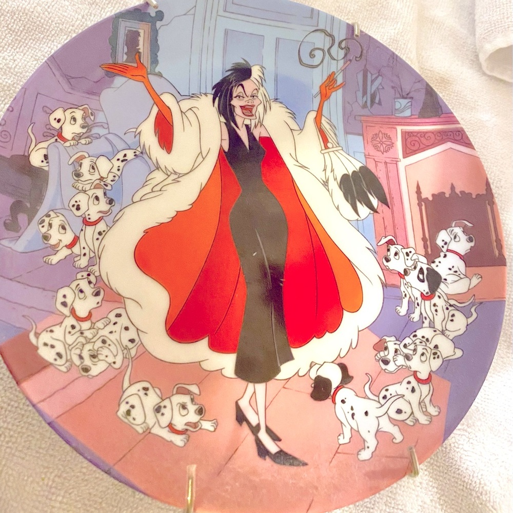 Hello Darling 101 Dalmatians Decorative plate